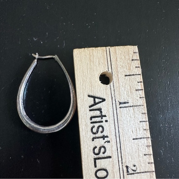 Vintage Oval 925 Silver Hoops Earrings - Picture 5 of 5